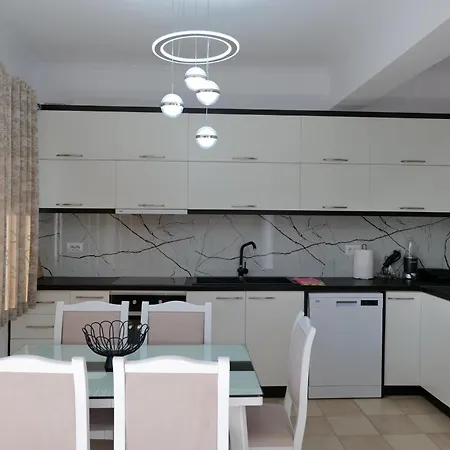 Apartment Loris Sarande