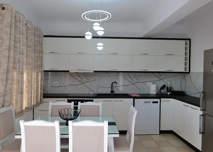 Apartment Loris Sarande